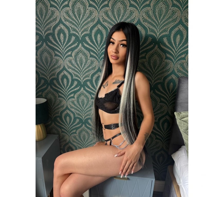 Escorts East London Leyton - East London - Photos for KARINA🔥SLIM BODY🍑REALL PIC💯PARTY GIRL🥂