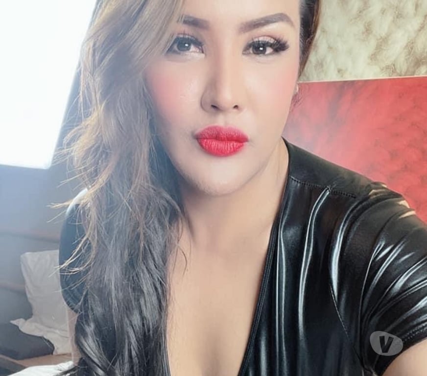 Trans Escorts West Yorkshire Kirklees - Photos for Sexy Busty Thai TS Ladyboy with a Lovely Surprise in Town x