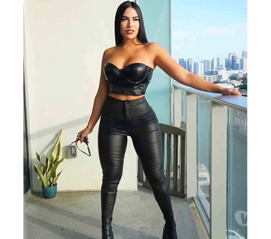 Escorts Norfolk Great Yarmouth - Photos for NEW COLOMBIAN GIRL GREAT YARMOUTH