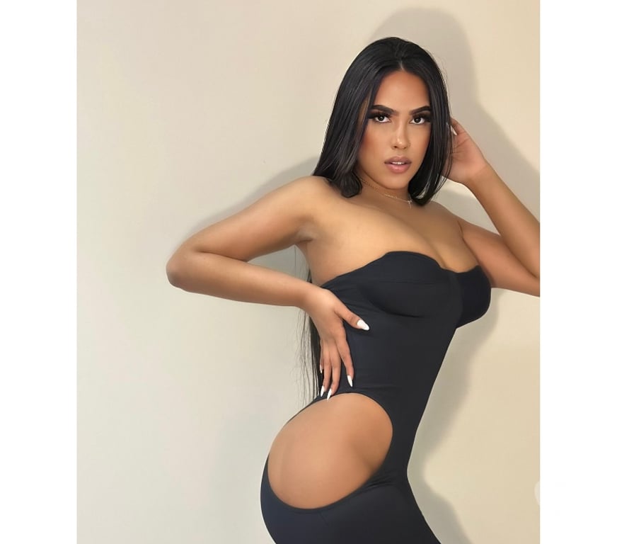 Escorts Cardiff Cardiff City Centre - Cardiff - Photos for Bia Brazil 🍑 brunett big ass 🔥