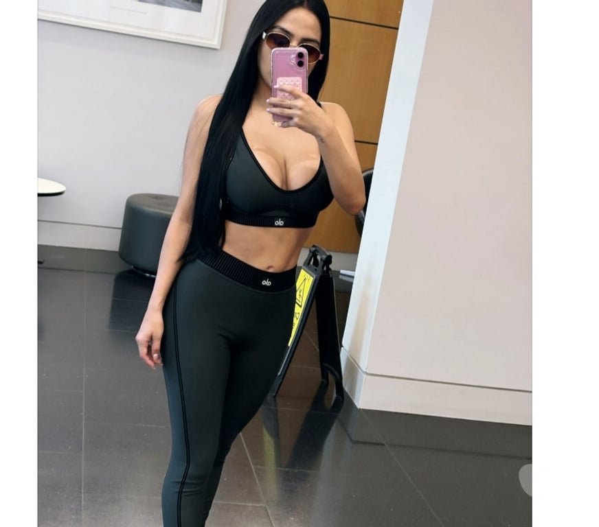 Escorts East London Canary Wharf - East London - Photos for MEXICAN GIRL Luxury Pretty IN OUT👈 Independent