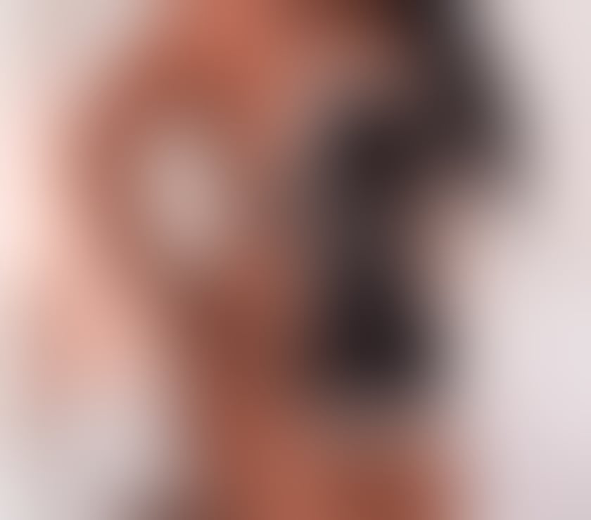 Escorts Bristol Bristol City Centre - Bristol - Photos for New super busty north American girl first time in bristol.xo