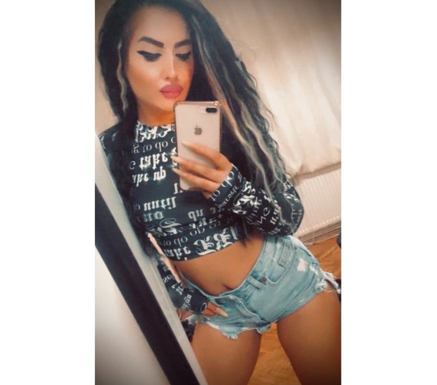 Escorts North West London Harrow - Photos for Heloo im Jessica new in town !!!! Party whit me