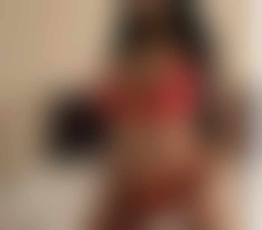 Escorts Birkenhead Wirral - Photos for NEW IN TOWN ONLY FOR A FEW DAYS💋🍸party and bubble s