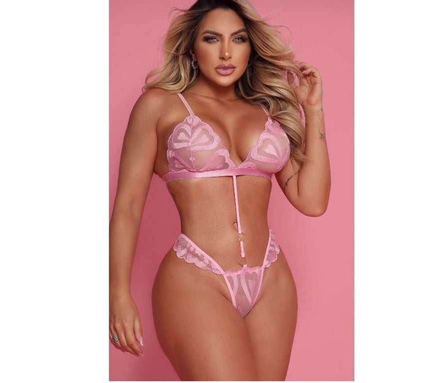 Escorts Hull Hull City Centre - Hull - Photos for BRUNA PARTY GIRL🥂🍾LATINA GOOD SERVICE🔥