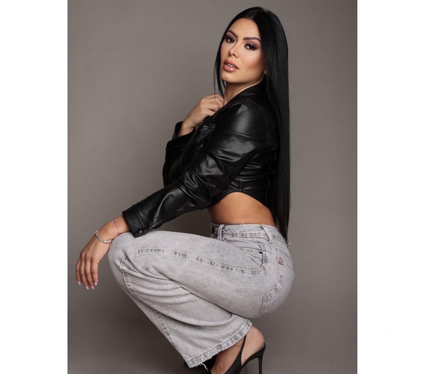 Escorts Cambridgeshire Cambridge - Photos for BRUNETTE MIRELA 🔥❤️🔥 NEW IN TOWN 🥳🥳