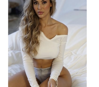 Escorts West Kensington Station West London - Photos for Curvy Blonde Babe – West Kensington 💋