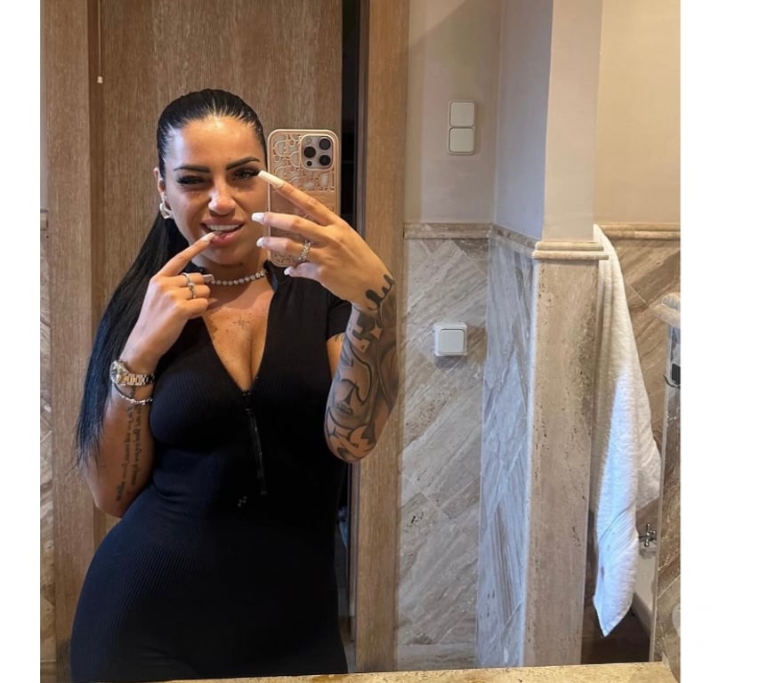 Escorts Hampshire Rushmoor - Photos for Candy 🍭 FRENCH x HIGH CLASS ❤️
