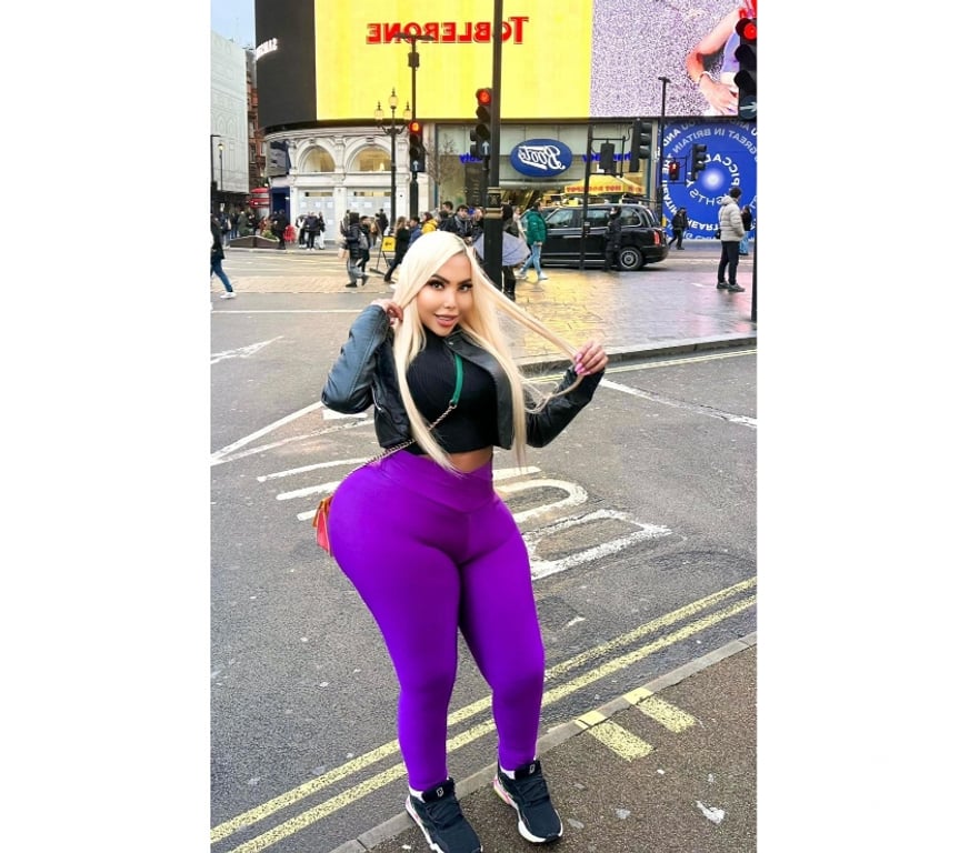 Trans Escorts South West London Pimlico Station - South West London - Photos for HOT TS Surya Star Brasil! NAUGHTY BRAZILIAN!! BEST SERVICE!