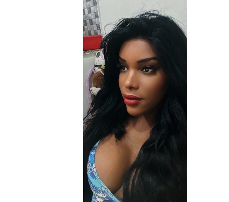 Escorts Hull Hull City Centre - Hull - Photos for Soraya brazilian 🇧🇷girl party 🥳🇧🇷🇧🇷