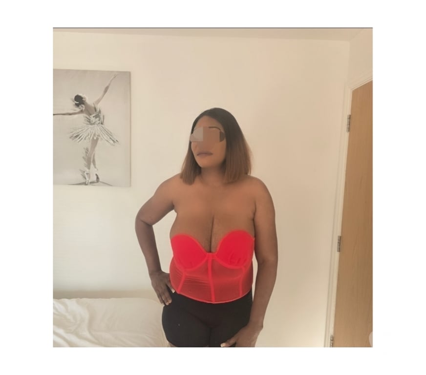 Escorts West Midlands Birmingham - Photos for Lisa Big Boobs🥰😘💯💋