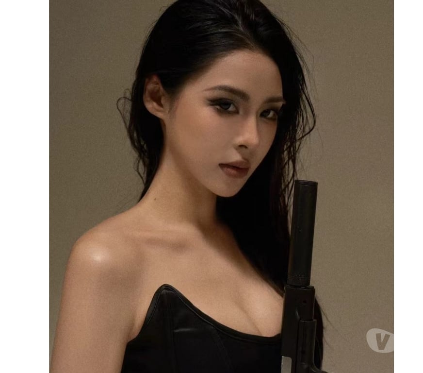 Escorts Edinburgh Edinburgh - Edinburgh - Photos for Brainy Sexy. Babe πππ