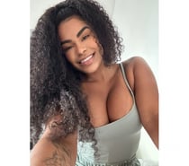ESTRELA BRASILEIRA DE BUNDA GRANDE