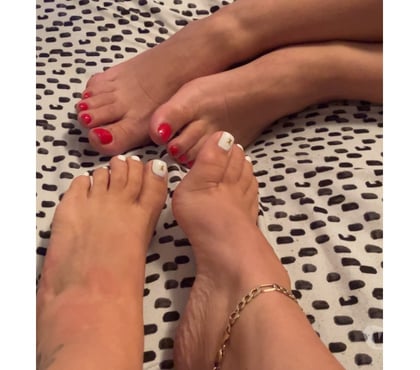 Escorts Snaresbrook East London - Photos for DOUBLE GIRL MASSAGE -FEET FETISH 🦶🔥 DOMINATION