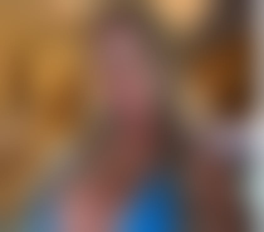 LATINA BEAUTY, SWEET & ATTENTIVE – PREMIUM SERVICE