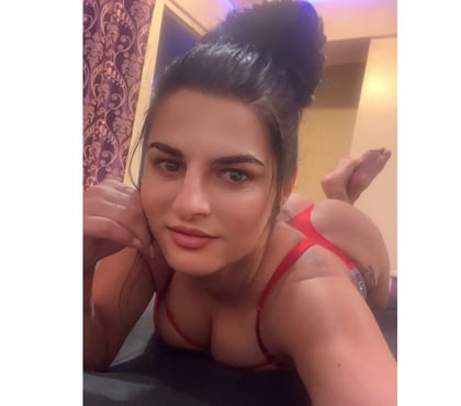 Escorts Harrow Town Centre Harrow - Photos for ✨Lara✨ party girl - out call only