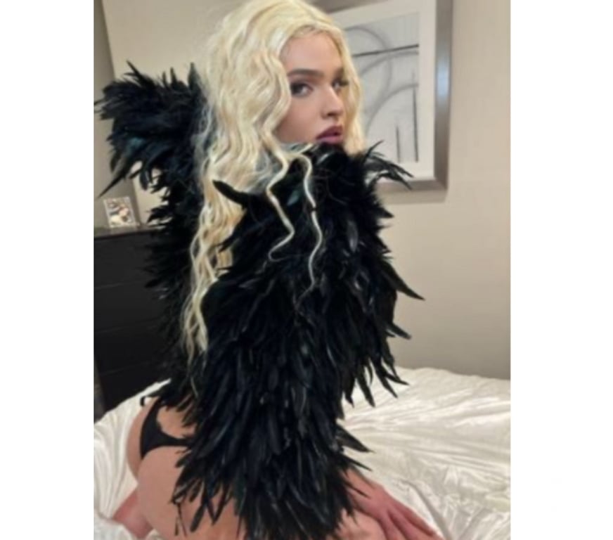 Trans Escorts South East London Oval - South East London - Photos for Brazilian, 19 years old, naughty, tall❤️🔥