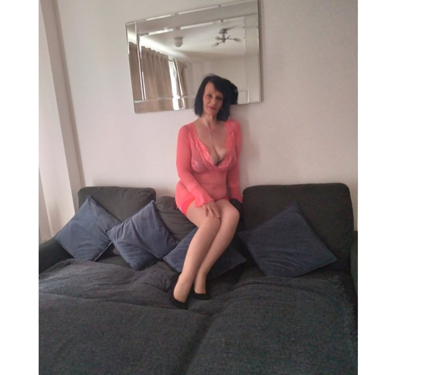 Escorts Wiltshire Swindon - Photos for Luiza- mature polish lady
