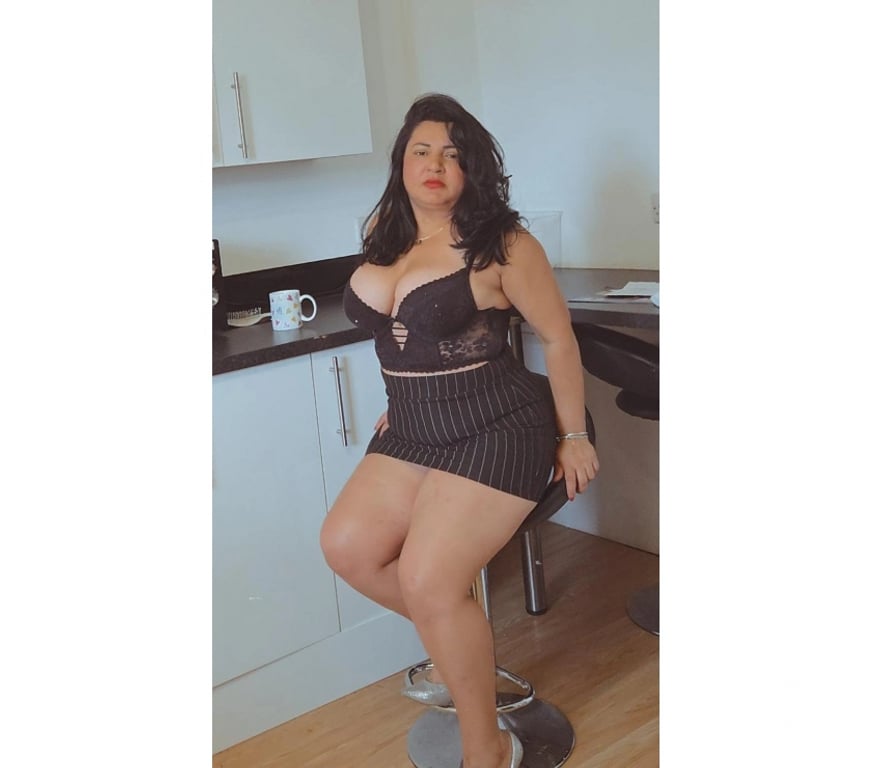 Escorts Highland Inverness - Highland - Photos for Julie 38ff party girl. Brazilian