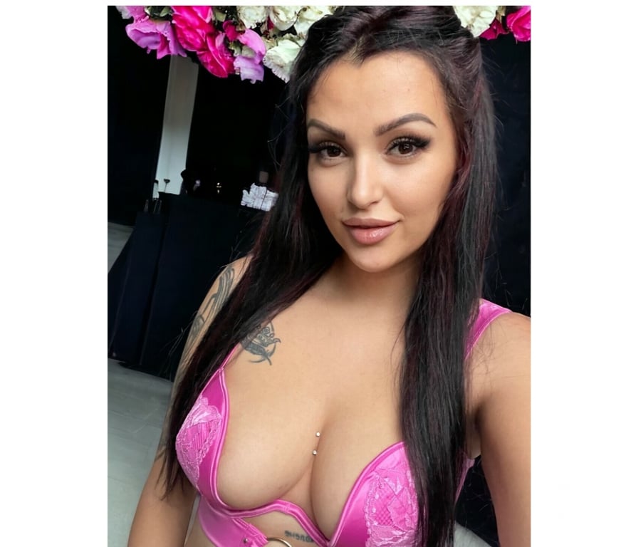 Escorts Cambridgeshire Cambridge - Photos for Emma 😘😍 Sweet Girl 🔥 😍😍Party💥