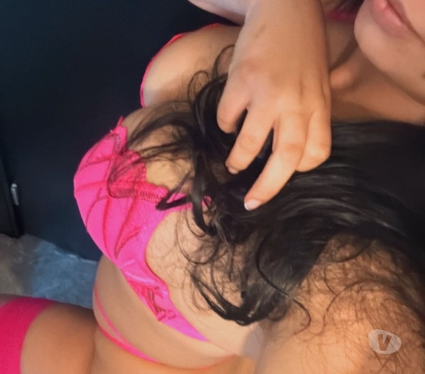 Escorts West Yorkshire Leeds - Photos for Petite Busty Brunette French Arab Lady