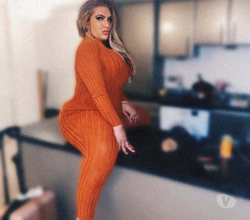 Escorts East London Canning Town - East London - Photos for TRANS FAT ASS AMELIA PARTY SHEMALE 🍑🤪