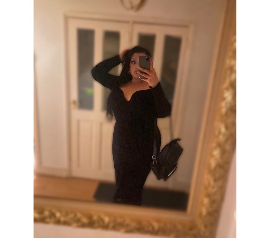 Escorts East London Canning Town - East London - Photos for TRANS FAT ASS AMELIA PARTY SHEMALE 🍑🤪