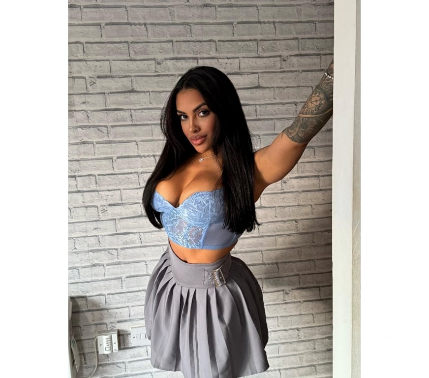 Escorts West Midlands Birmingham - Photos for LARY 🆕 New Naughty Brunette 🇧🇷😈