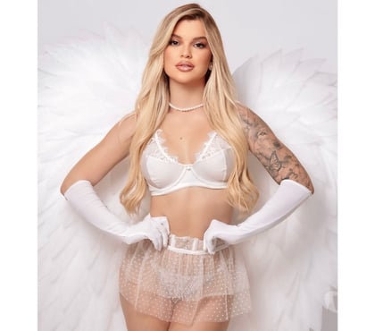 Escorts and Massages Newcastle City Centre Newcastle upon Tyne - Photos for HELENA 🌸 BRAZILIAN BLONDE ✨ NEW IN TOWN 🇧🇷