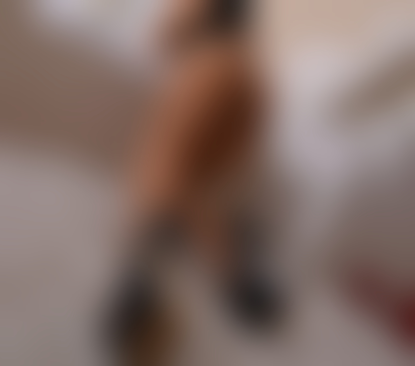 Escorts Bolton City Centre Bolton - Photos for My name is Roxan Im new here in town ;*