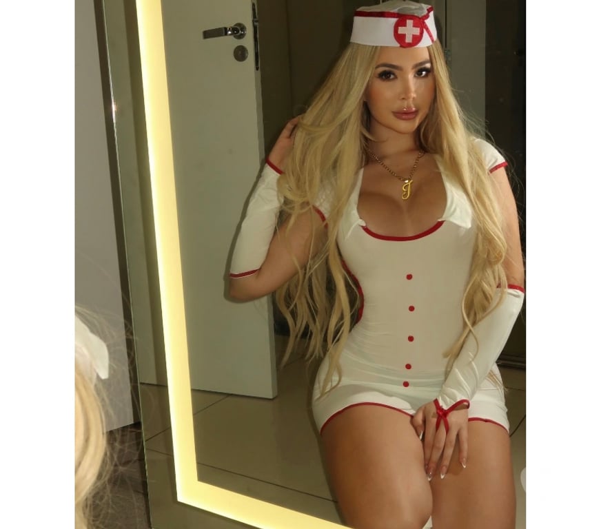 Escorts Central London London Bridge Station - Central London - Photos for hot blonde, Brazilian girl 🍑🍑💦 Party girl