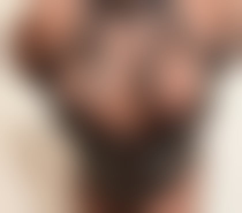 Escorts West Yorkshire Kirklees - Photos for Emerald Goddess
