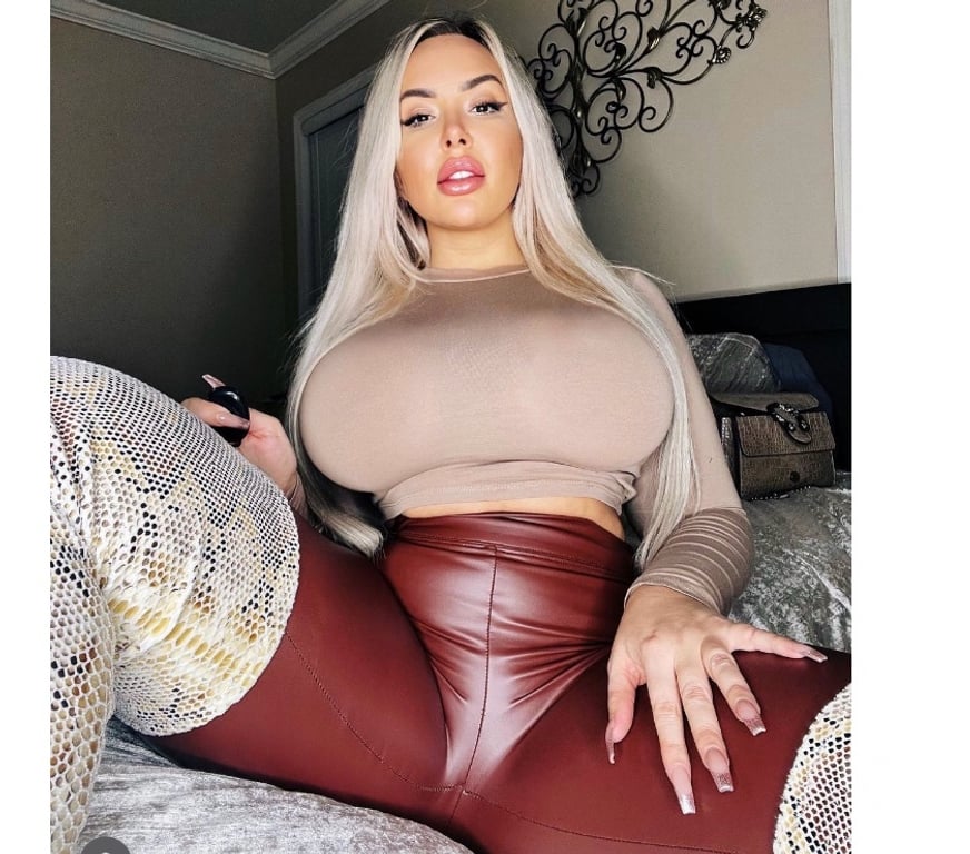 Escorts Greater Manchester Bolton - Photos for Busty and sexy girl🥰only outcall😍No rush🔞❤️