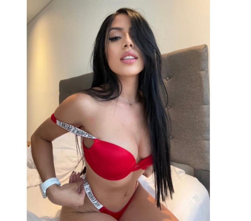 Escorts Hampshire Rushmoor - Photos for 💦🔞 Real Girl ❤️ Outcall & Incall