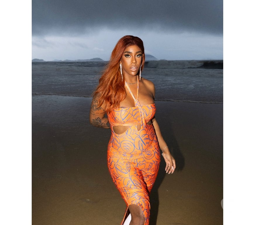 Trans Escorts Hampshire Portsmouth - Photos for 🍑🇧🇷❤️🍆BBC BOTTOM GINGER BODY CURVES 🍑