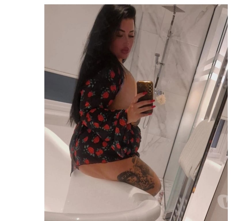 Escorts Glasgow Glasgow City Centre - Glasgow - Photos for Curvy, Kinky Yorkshire girl... New in town!!!!!!