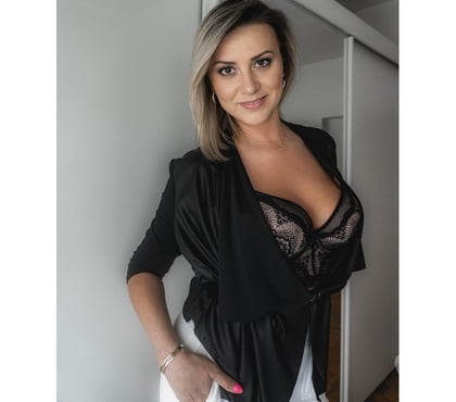  Escorts & Erotic Massage South Woodford East London - Photos for Playful Xenia only tonight
