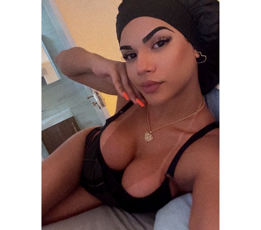 Trans Escorts Reading Reading Town Centre - Reading - Photos for Jhully TS Brazilian Girl 🎉 🔥 💎