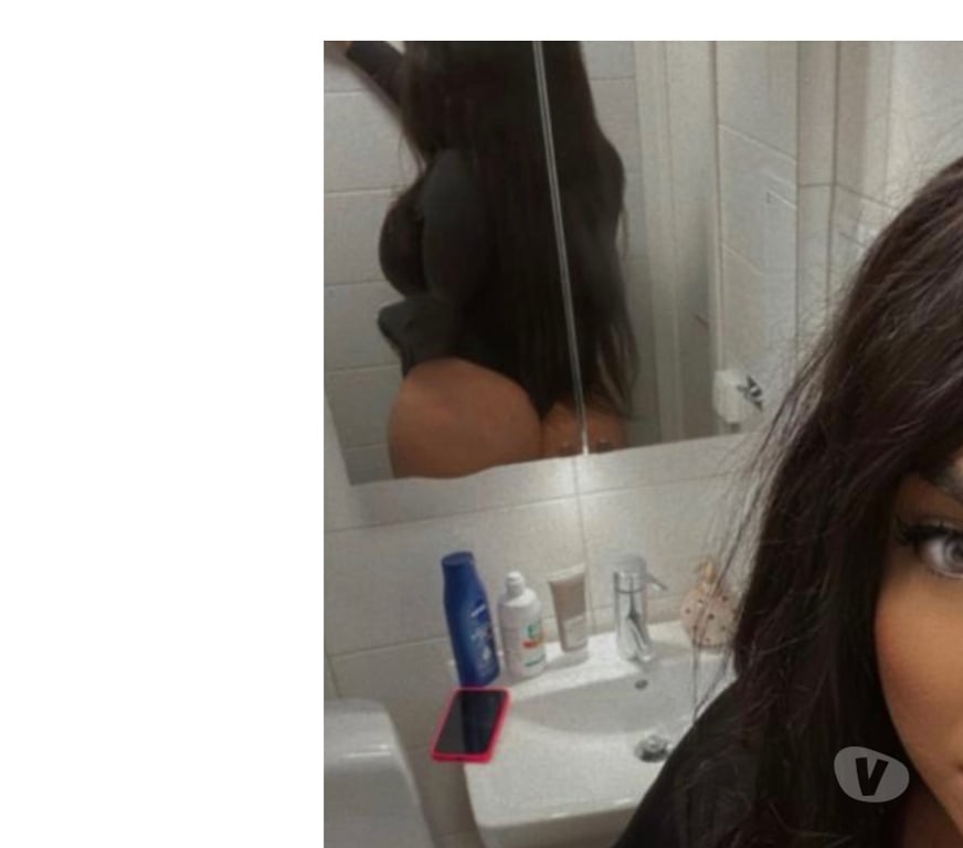 Trans Escorts East London Walthamstow Central Station - East London - Photos for TS zamria Top & bottom plenty of milk GFE 3 nights only