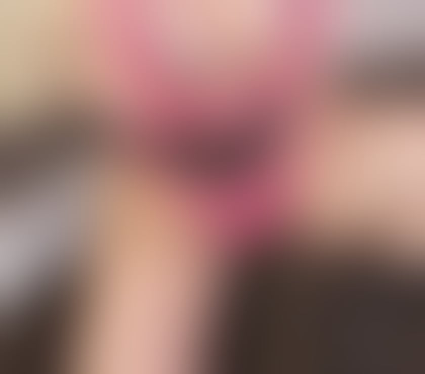 Escorts East London Redbridge - Photos for GIGI BLONE PARTY MILF IN TOWN