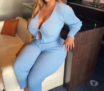 Mandy Moore Busty Milf Egham High street🥰👍