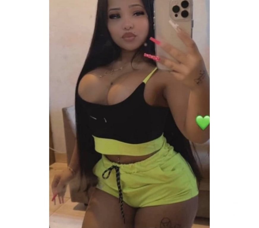 Escorts Essex Chelmsford - Photos for Lola Small hot 🔥