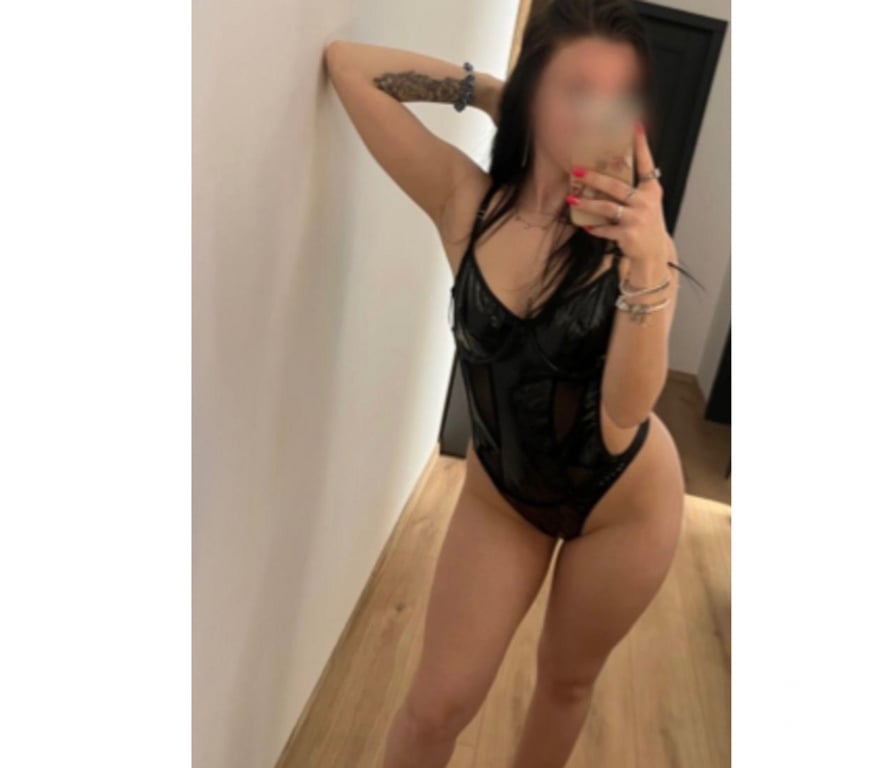 Escorts West Midlands Birmingham - Photos for I’m here for you🥰