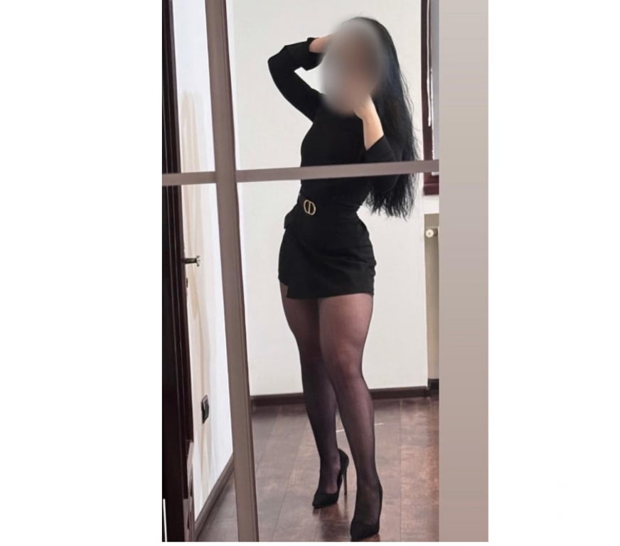 Escorts Bedfordshire Luton - Photos for Outcall Sexy Amy
