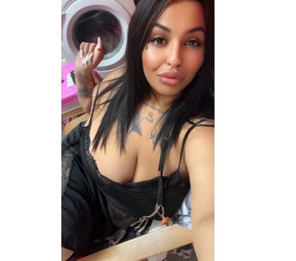 Escorts Glasgow City Centre Glasgow - Photos for 😘hello guys🍭I'm a brunette and sexy Bbw👅escort💦