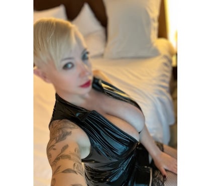 Escorts Bolton City Centre Bolton - Photos for Anna Outcall only !