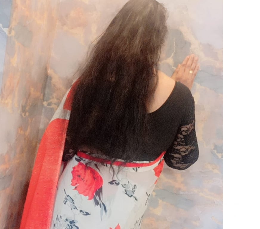 Escorts Leicestershire Leicester - Photos for REENA NEW SOUTH INDIAN TAMIL GIRL IN LEICESTER