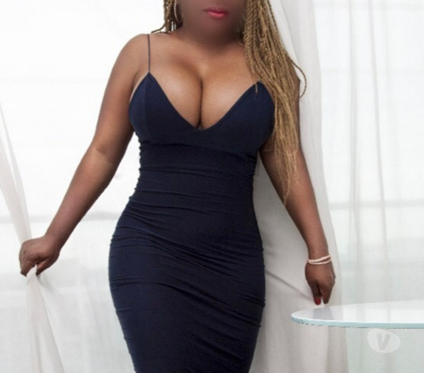 Escorts Edinburgh Edinburgh - Edinburgh - Photos for New super busty north American girl in town. xoxo