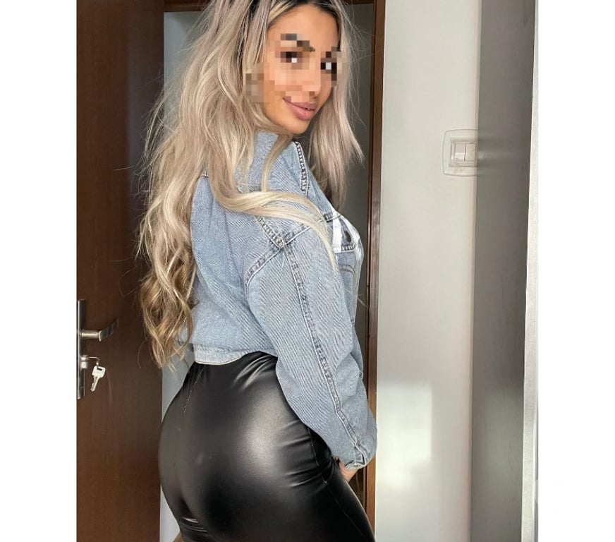 Escorts Buckinghamshire High Wycombe - Buckinghamshire - Photos for 💞Atletic Body 24 24🫶 Incall Outcall Best Service 🎊