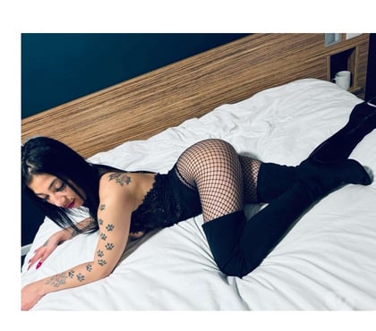 Escort Heathrow Hillingdon - Photos for Karla party girls 🍑💋💋💋🍭